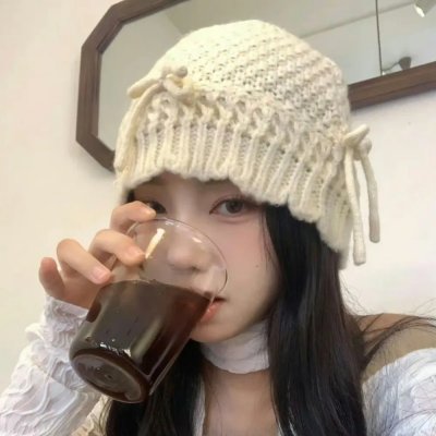 厄灵镇封面