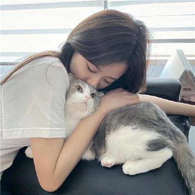 翩娜·之后封面